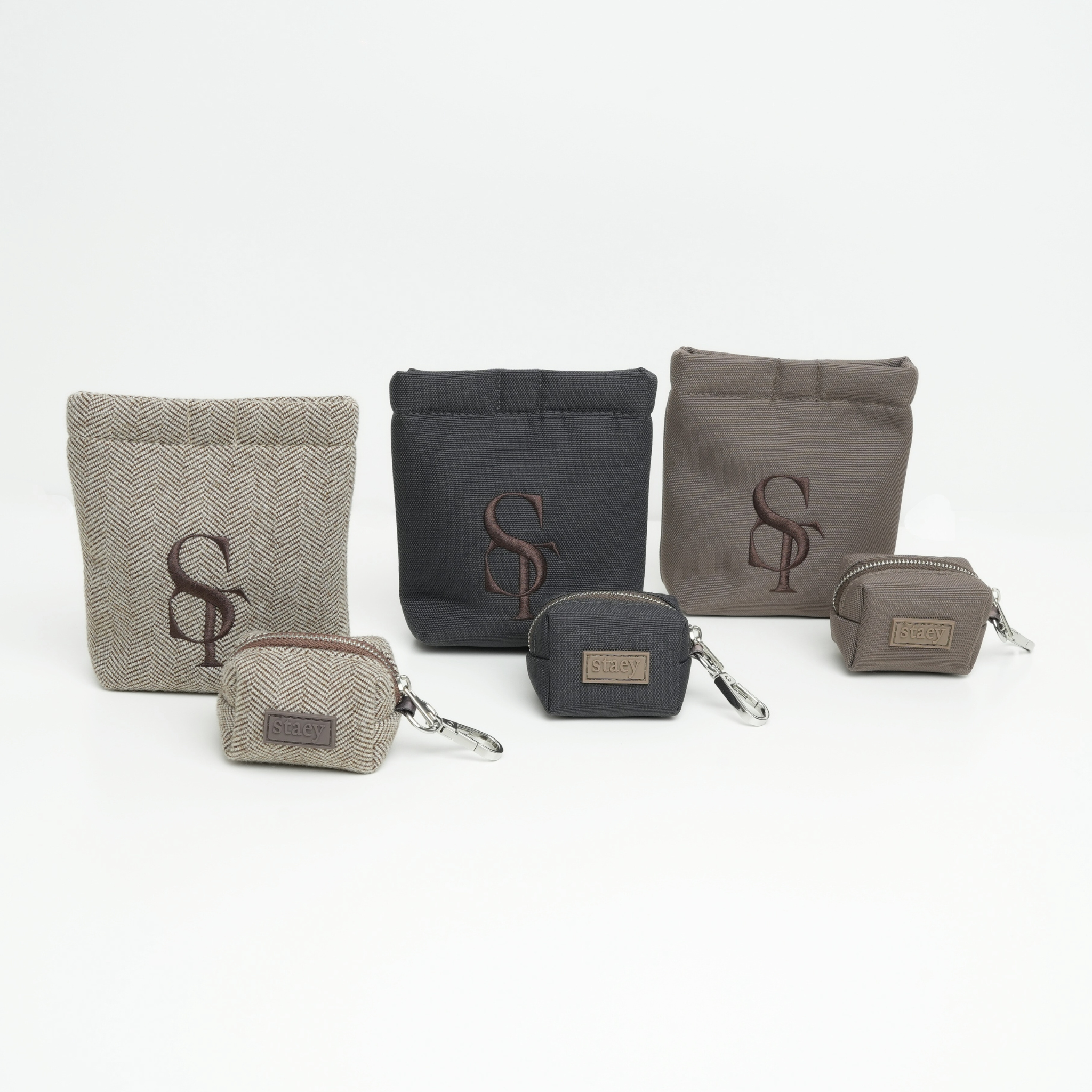 Elma Active Treat Bag w. Waste Bag Holder | Taupe