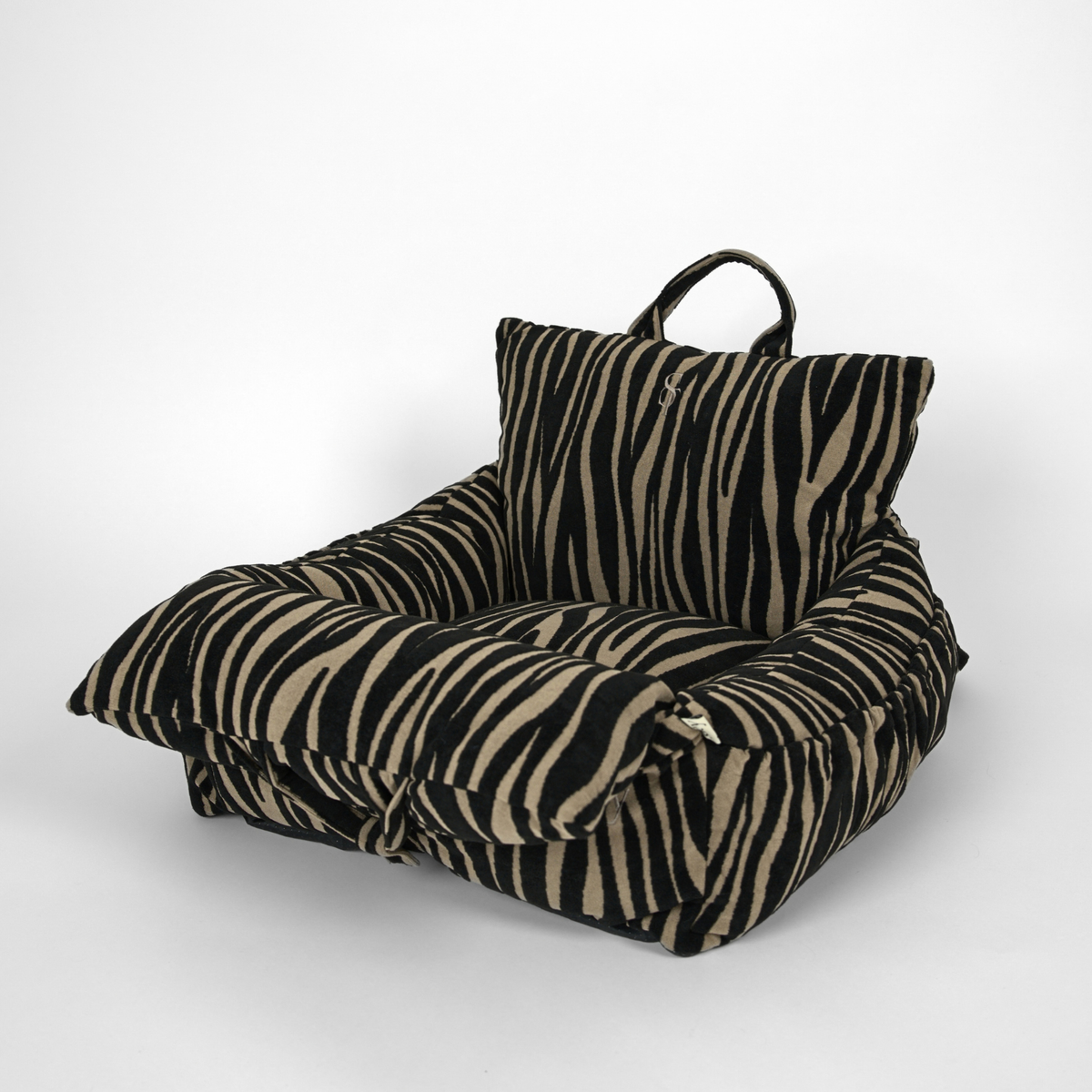 Lara Car Seat | Zebra 2.0